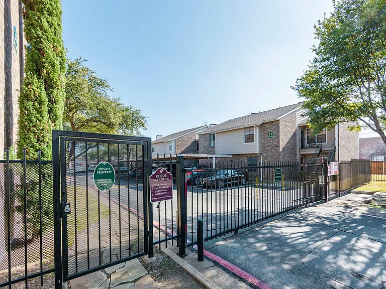 4748 Old Bent Tree Ln #2106 — Photo 30
