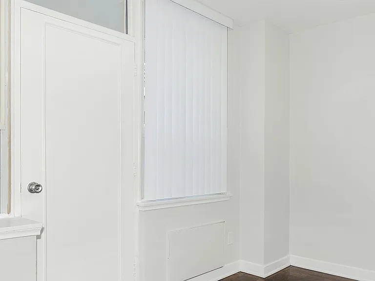 103 Avenue Rd — Photo 9