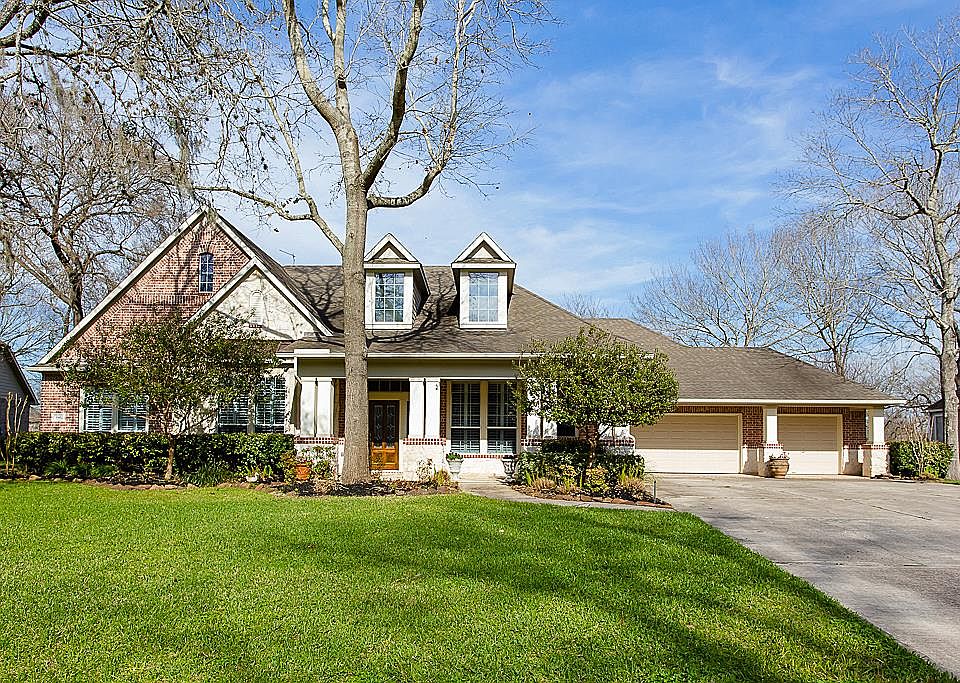 1st image of 4902 Oxbow Cir E