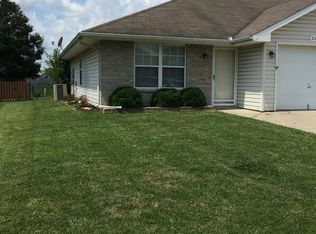 216 Aaron Ln, Grain Valley, MO 64029