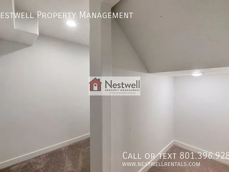 4954 W Evergreen Ln — Photo 16