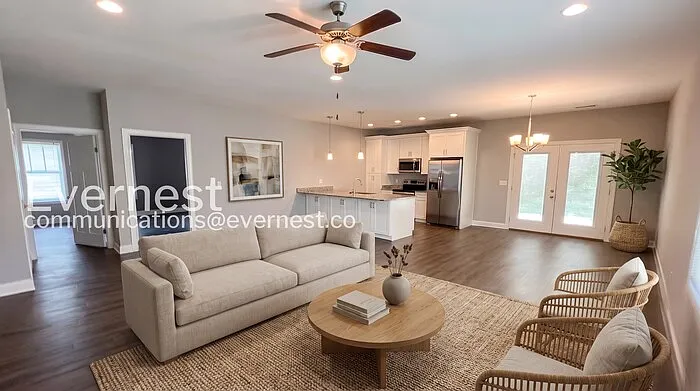 3 bed, 2.0 bath, 1459 sqft, $2,195 — Photo 3