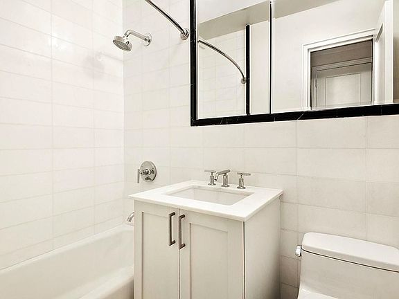 5th image of 340 E 52nd St APT 2F