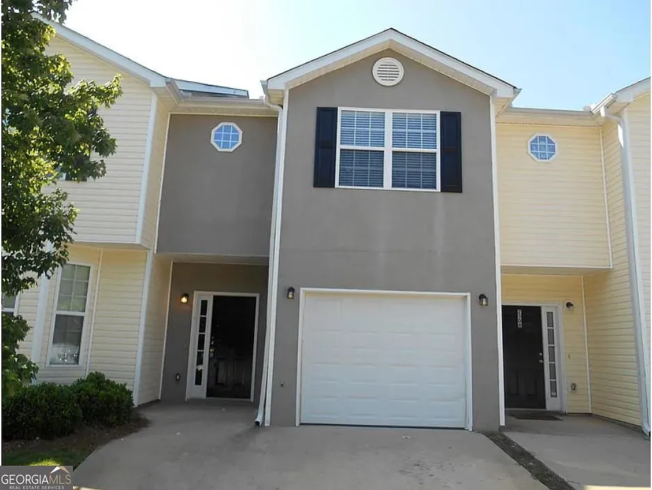 2306 Nicole Dr photo 1