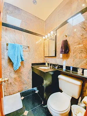 Rented by Compass | media 24