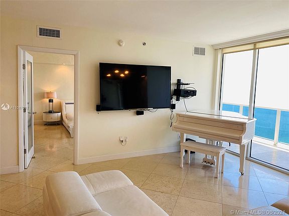 5th image of 1830 S Ocean Dr APT 4304