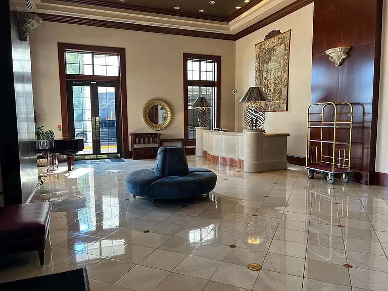 345 Bayshore Blvd #908 — Photo 3