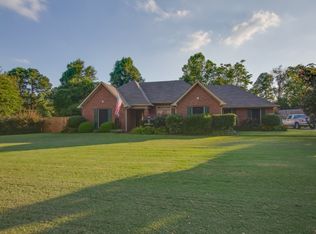 735 Dogwood Trail Cv, Southaven, MS 38671