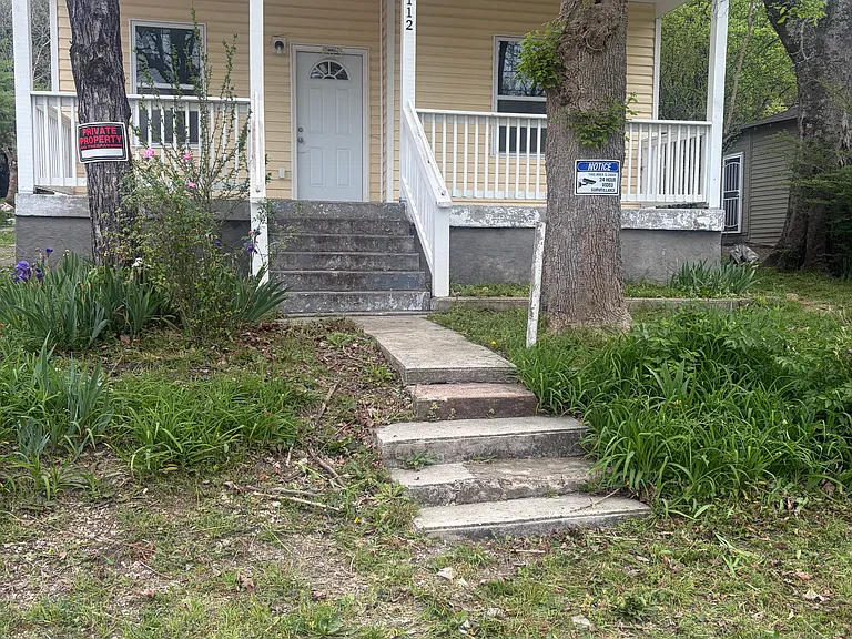 2112 Davenport St — Photo 14