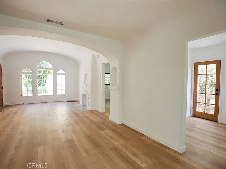 1544 Westerly Ter — Photo 4