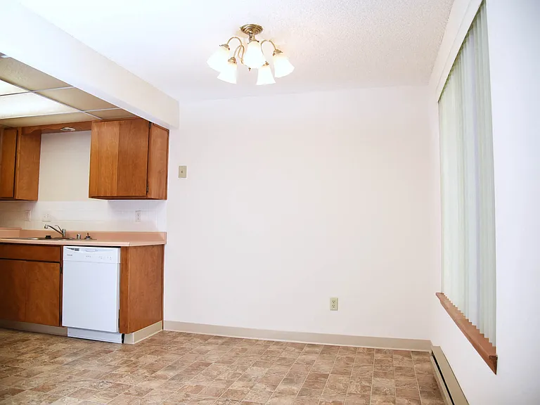 Parc Grand Apartments — Photo 17
