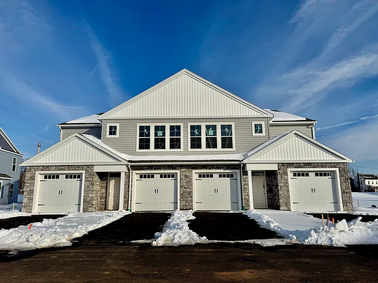 4Plex Building