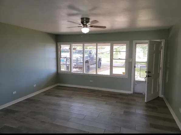 1611 W 18th St, Texarkana, TX 75501