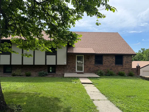 26003 155th St, Leavenworth, KS 66048