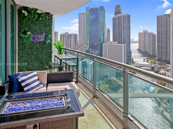 350 S Miami Ave, Miami, FL