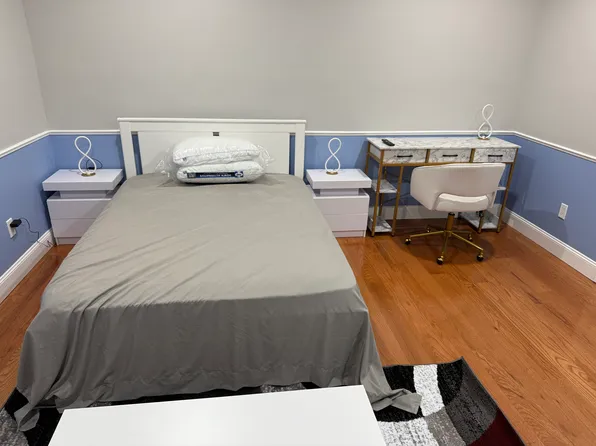 231 Hargreaves Ave, Teaneck, NJ 07666