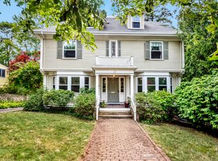 35 Florence Ave, Arlington, MA 02476