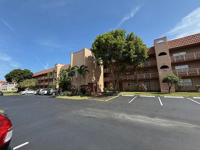 1st image of 9660 Sunrise Lakes Boulevard #306