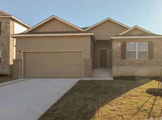 621 Oleander Crk, Seguin, TX 78155