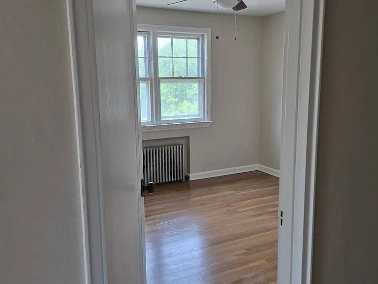 70 E 6th St #2 — Photo 27