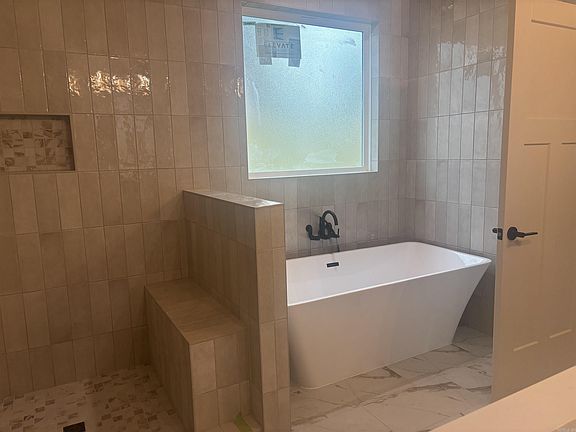 5th image of 113 Red Wing Way