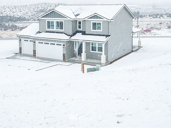 3rd image of 4560 SE Colockum View Drive