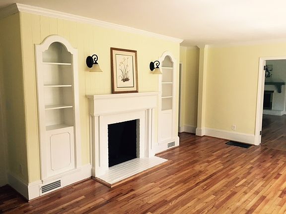 4th image of 530 Drayton Ave