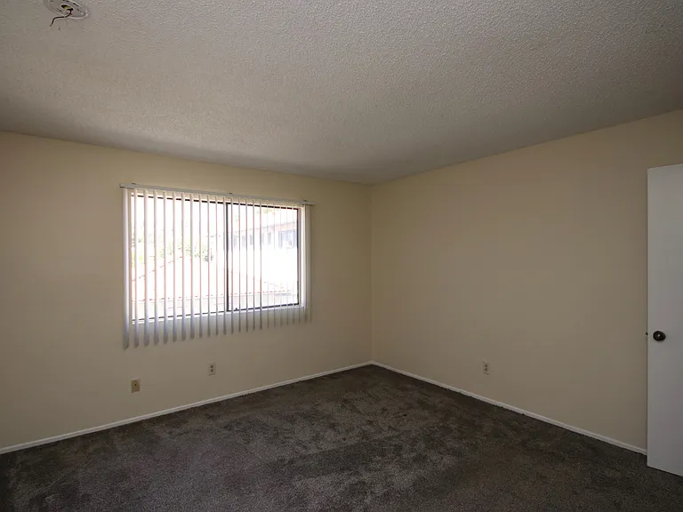 511 N Avenue 66 #C — Photo 13