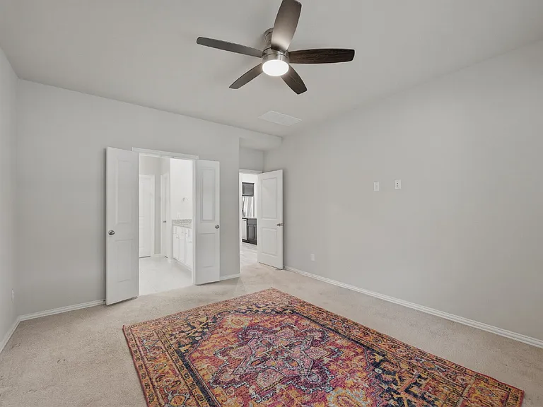 10602 Wagner St — Photo 17