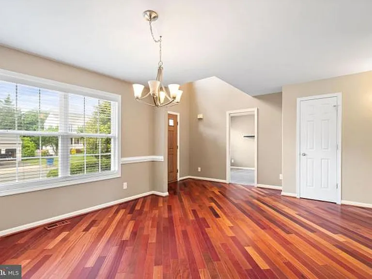 10 Sassafras Ln — Photo 13