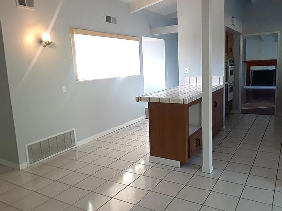 5th image of 1140 S Shadydale Ave