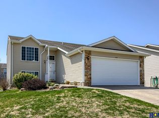 4221 W Leighton Ave, Lincoln, NE 68524