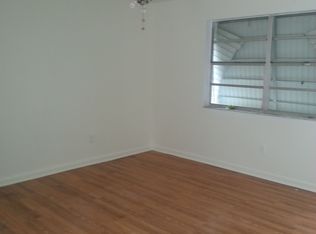 164 SW 17th Ter, Homestead, FL 33030