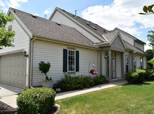 1510 Roxbury Way, Waukesha, WI 53186