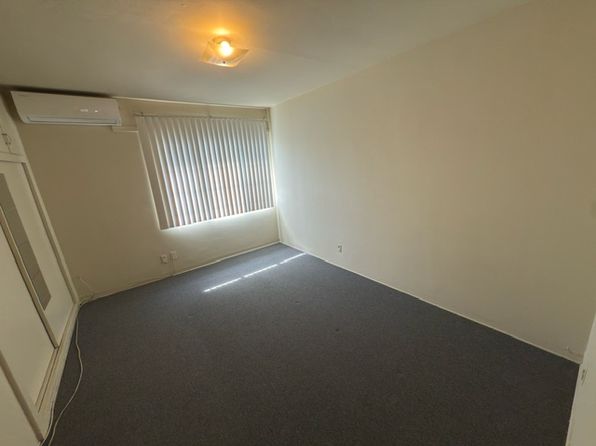 1600 W Glenoaks Blvd APT 5