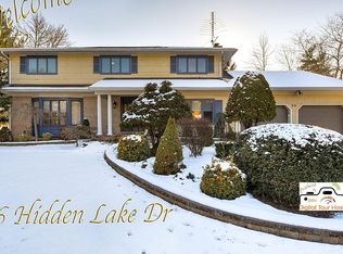 96 Hidden Lake Dr, North Brunswick, NJ 08902