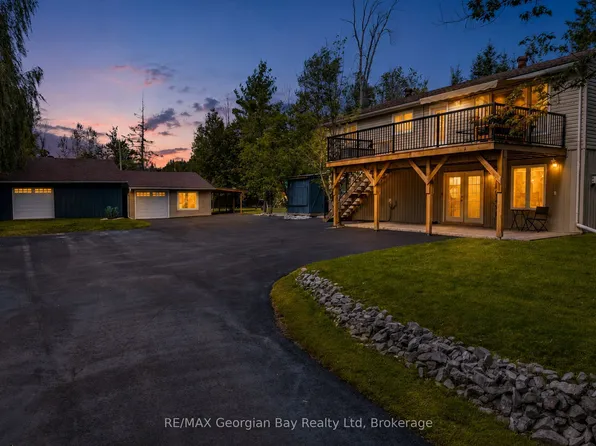 2384 Whetham Rd, Springwater, ON L0L 1P0