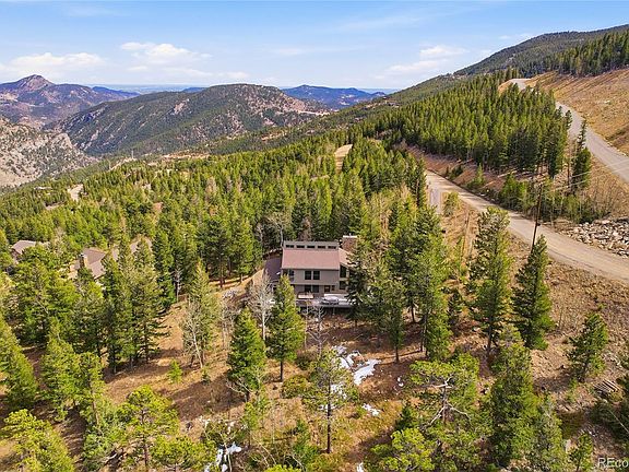 2nd image of 2080 Santa Fe Mountain Road