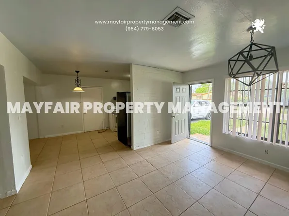 20520 NW 24th Ct, Miami Gardens, FL 33056