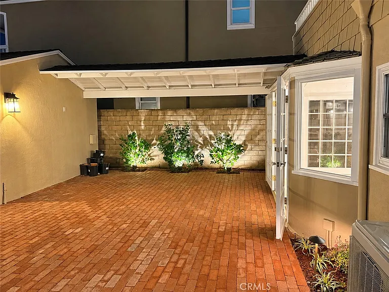 308 Coral Ave — Photo 27