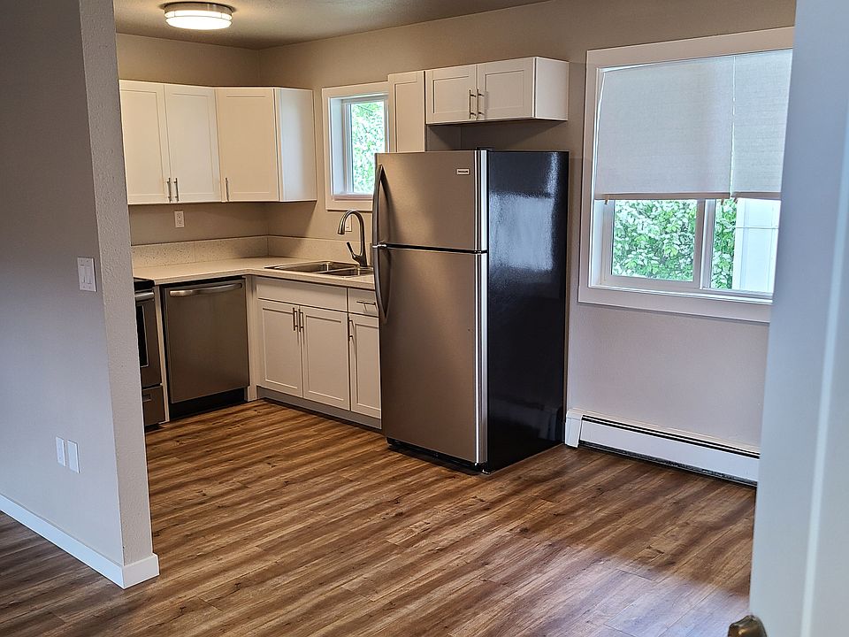 1st image of 2810 W Northern Lights Blvd APT 11