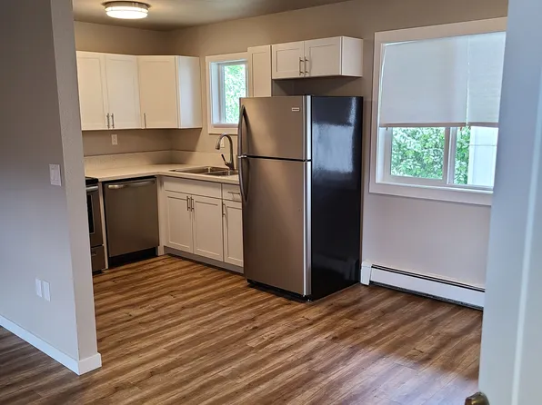 2810 W Northern Lights Blvd APT 11, Anchorage, AK 99517
