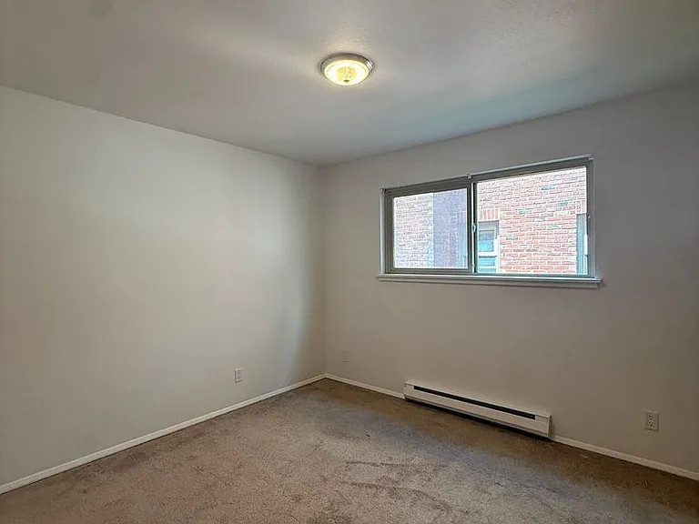 2026 Yale Ave E — Photo 12