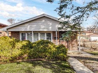 14121 S Calhoun Ave, Burnham, IL