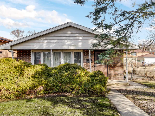 14121 S Calhoun Ave, Burnham, IL 60633