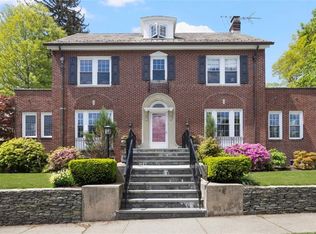 296 Taber Ave, Providence, RI 02906