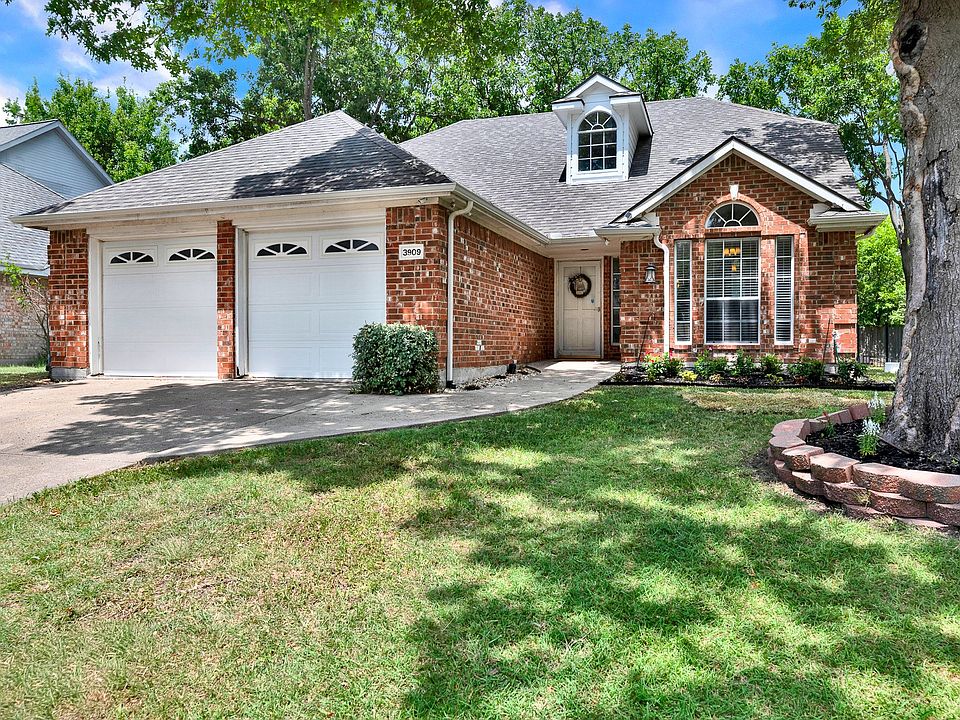 1st image of 3909 Bermuda Dr