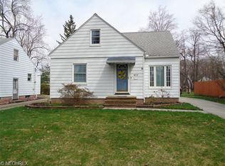 5215 Lynd Ave, Lyndhurst, OH