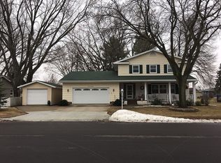 128 S Humphrey Cir, Shawano, WI 54166