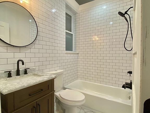 2nd image of 3657 N Whipple St #2F